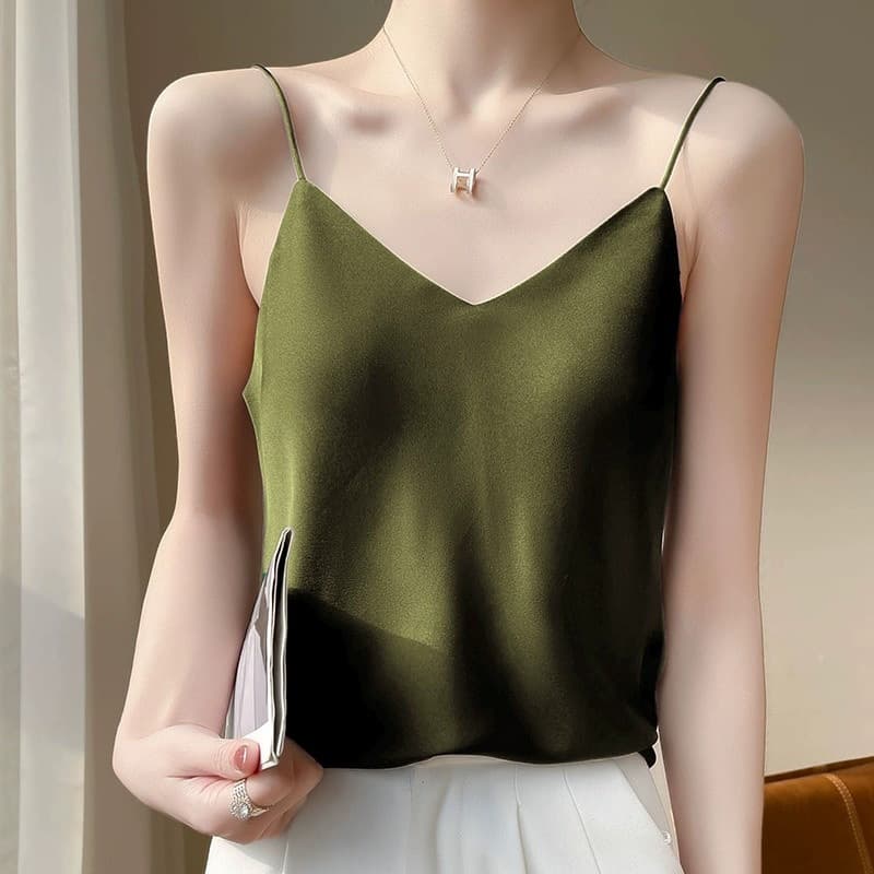 Silk Camisole Vest for Women, Inner Wear for Suit, Acetate Satin, Summer V-Neck Design, Sensual Outerwear Top