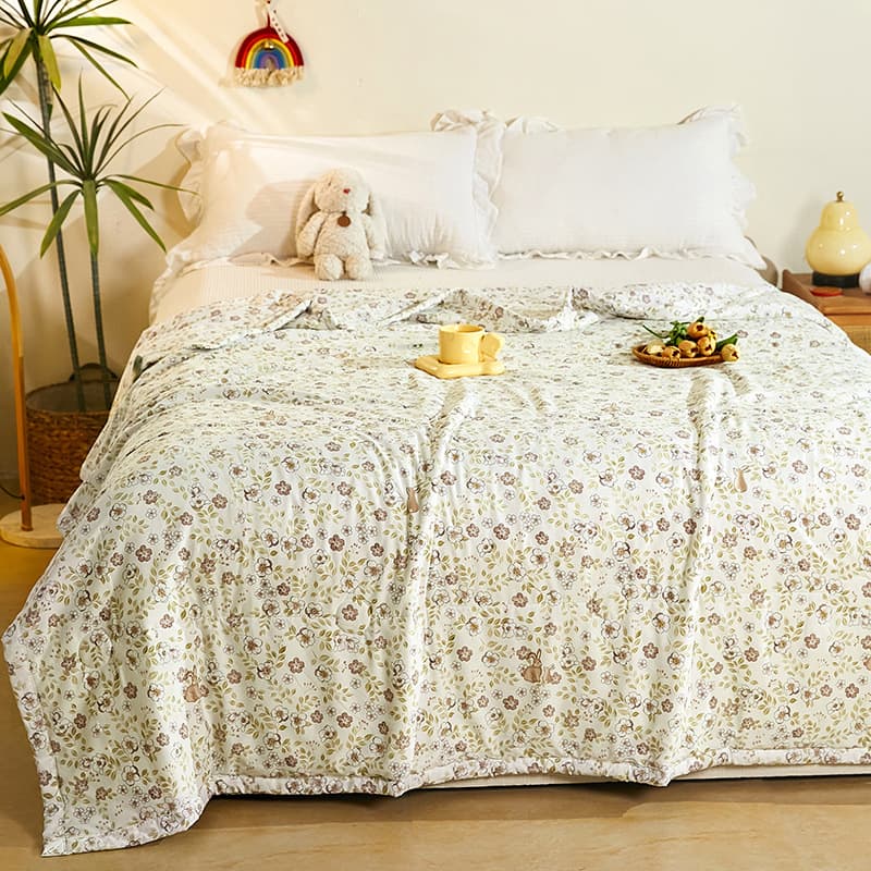 Machine-washable ice silk air conditioner popular ice silk summer cool quilt for student dormitory summer thin quilt