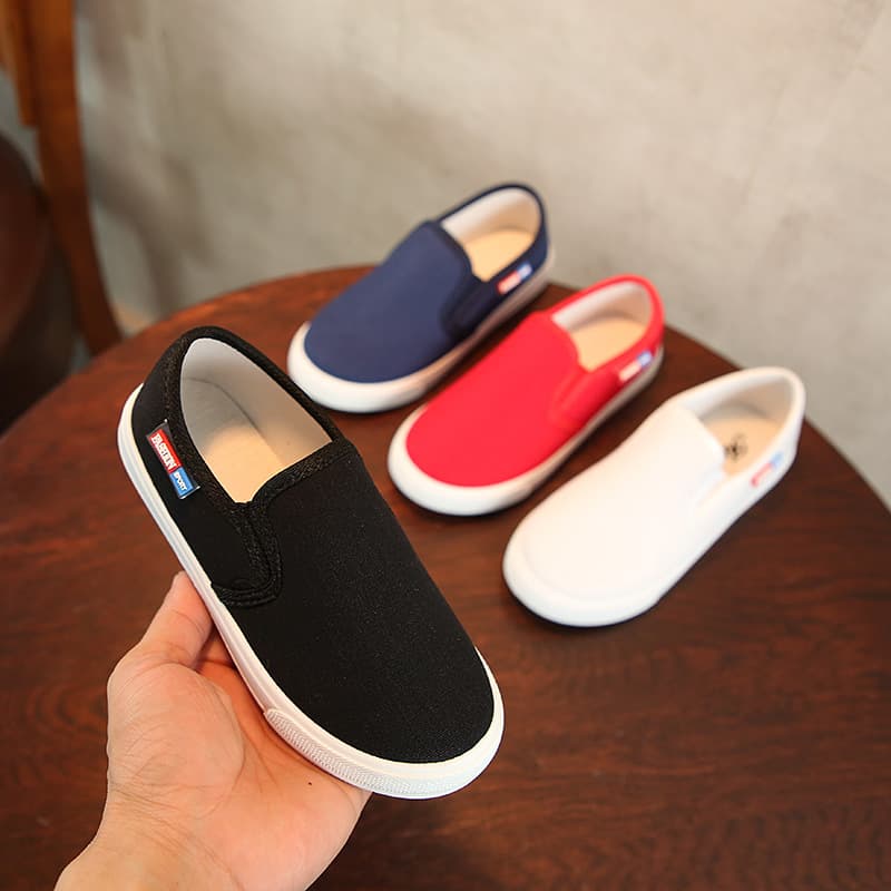 Children's Canvas Shoes Slip-On Simple Style for Boys and Girls New Fashion Classic Kids Shoes for Performance
