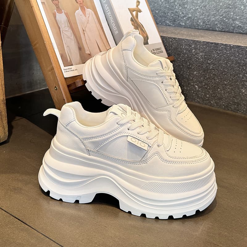 Sponge Thick Sole Height Increasing Versatile White Sneakers Women 2026 Autumn New Low Top Heightening Casual Shoes
