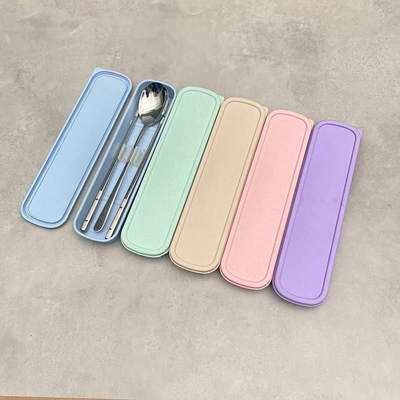 Food-Grade 304 Stainless Steel Portable Cutlery Set with Extended Spoon and Chopsticks for Outdoor Picnics