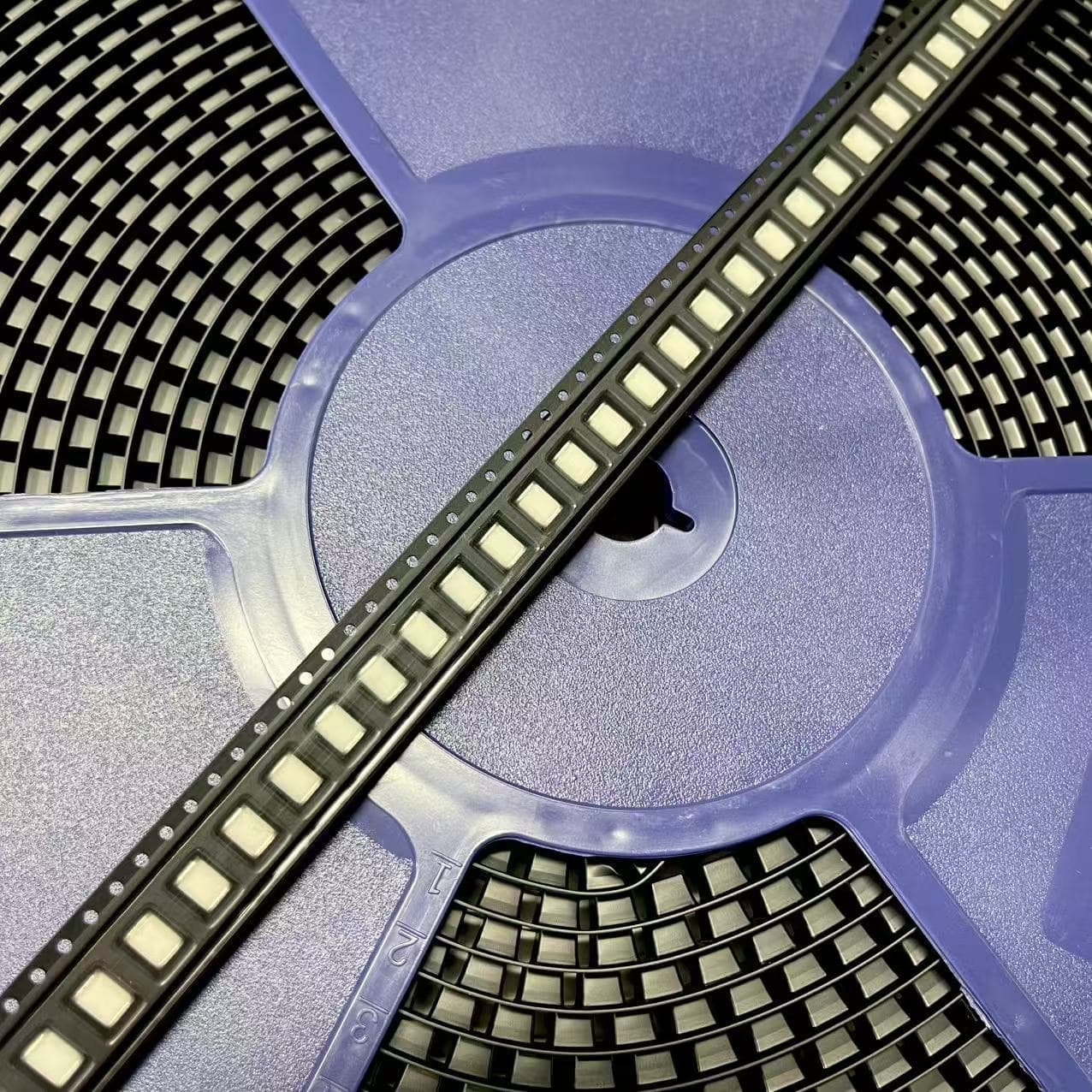 Ceramic Gas Discharge Tube X42-302X 2R3000 (2)