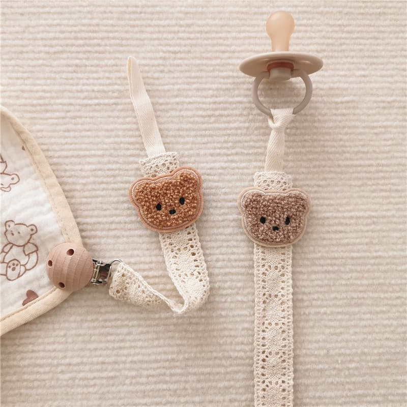 Lace Beech Wood Pacifier Clip with Bear Teether Toy, Anti-Drop Chain for Baby