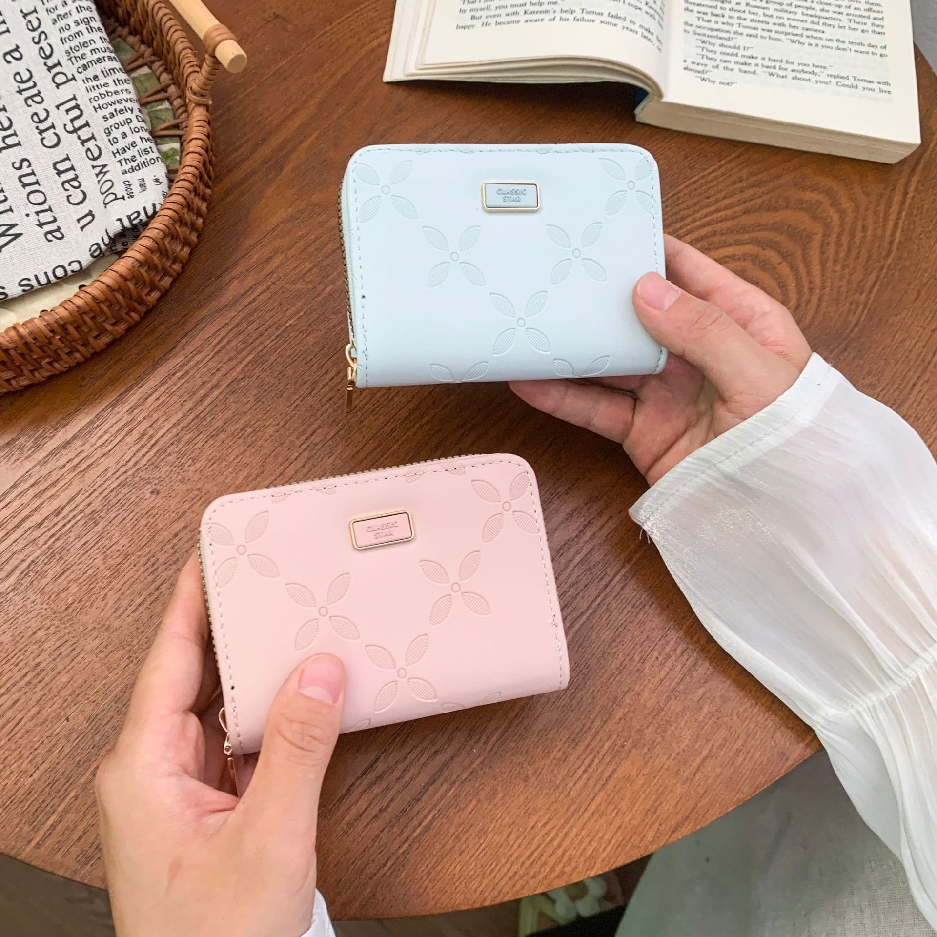 New leaf simple card holder new wallet women's accordion card holder short foreign trade PU wallet coin purse cross-border