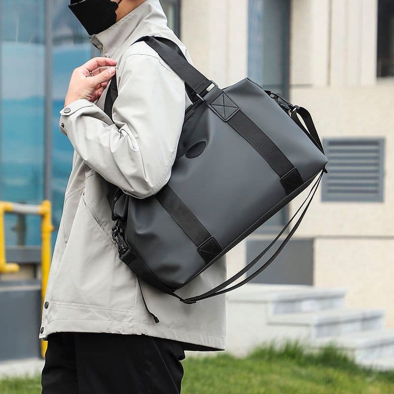 New short-distance lightweight travel bag for men large-capacity multifunctional backpack dry and wet separation swimming fitness luggage bag for women