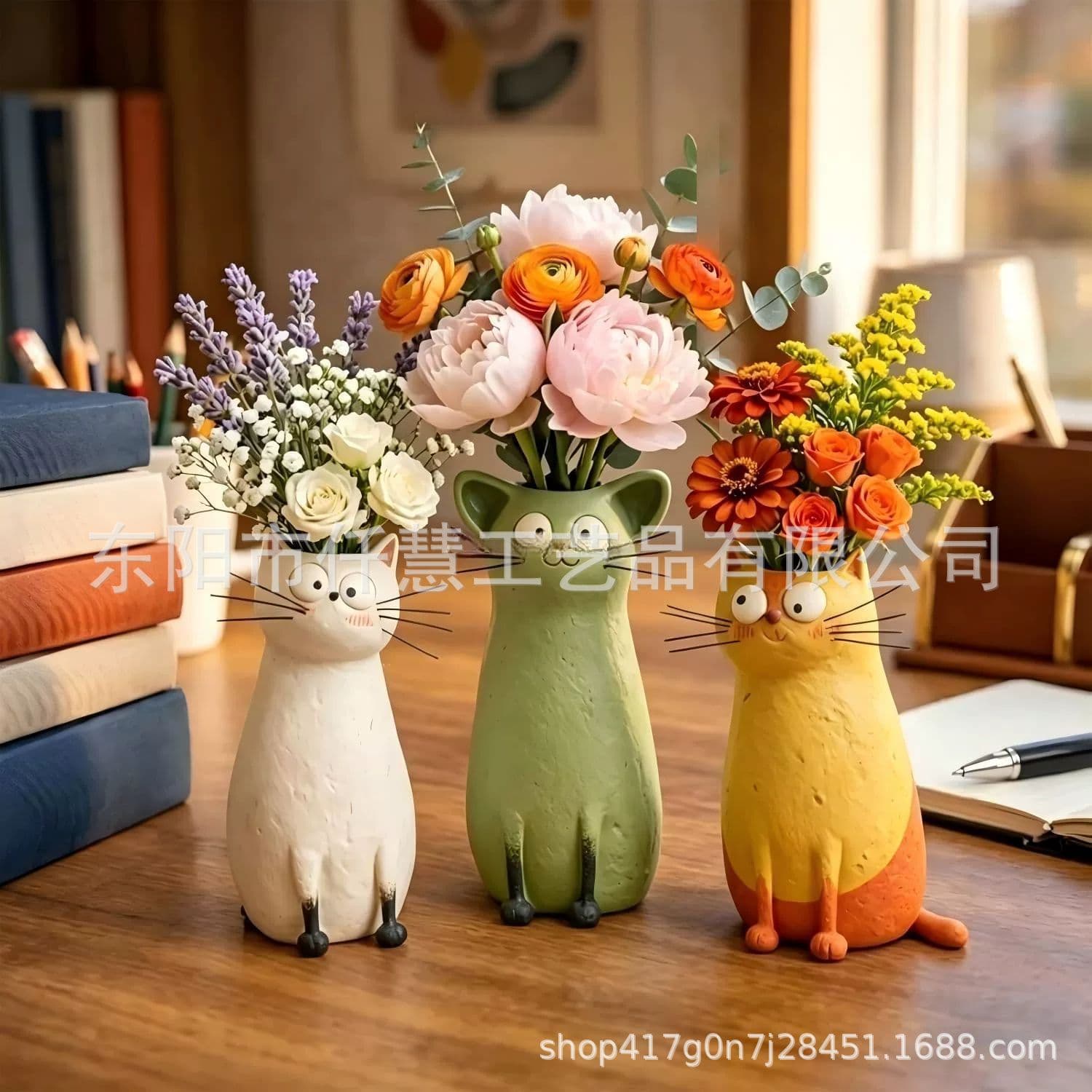 Cross-border new product Quirky Cat Vase exquisite quirky kitten vase home desktop resin ornaments