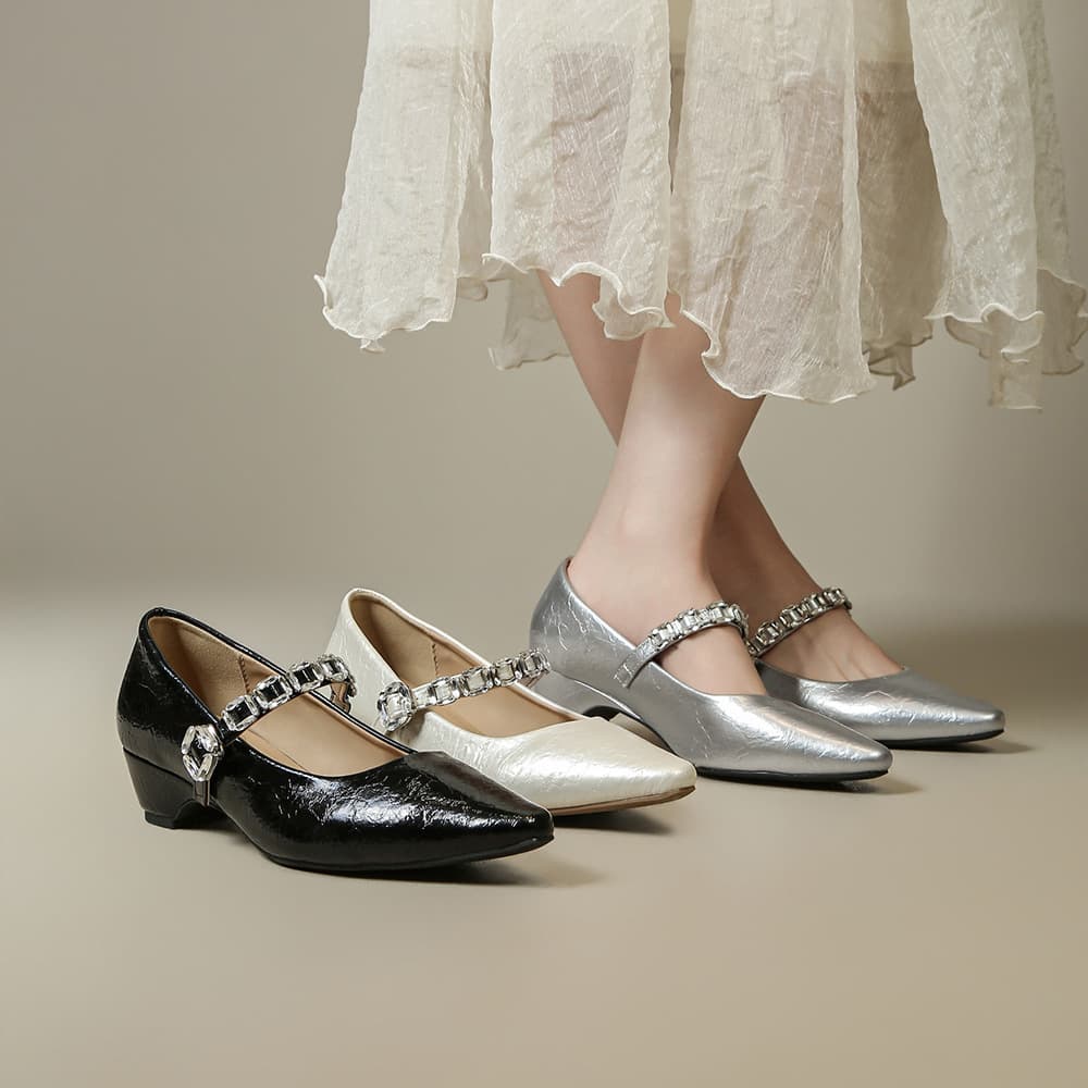 Retro Mary Jane Chunky Heel Women's Shoes 2026 Spring/Summer New Style Stunning Pointed Toe Rhinestone Strap Shallow Mouth Women's Single Shoes
