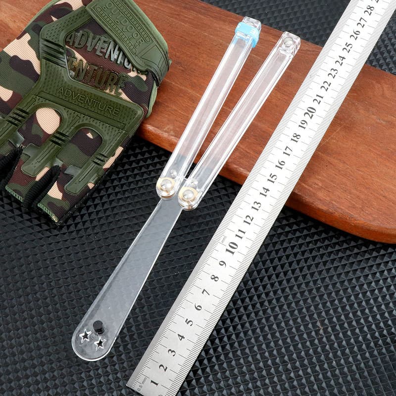 Butterfly Practice Knife Plastic Display Knife Unsharpened Portable Flippable Deformation Outdoor Tool