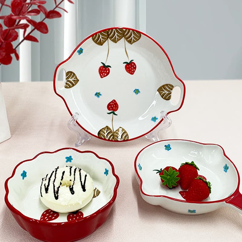 Pink Strawberry Ceramic Salad Bowl Cute Girl Heart Fruit Plate with Handle Creative Home Dining Utensils Irregular Shape Dishware