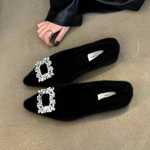 Flat Pointed Toe Furry Shoes for Women, 2026 Autumn/Winter New Style Korean Casual Flat Shoes with Fleece Lining, Bean Shoes