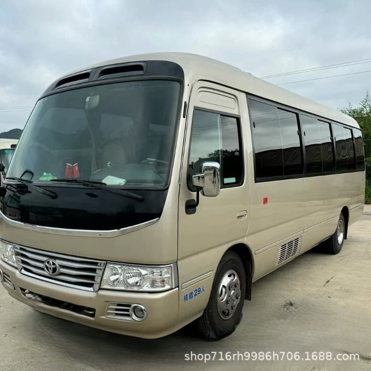Foreign trade version Mudan imitation Coaster 10-19 seater business luxury bus 6-meter minibus