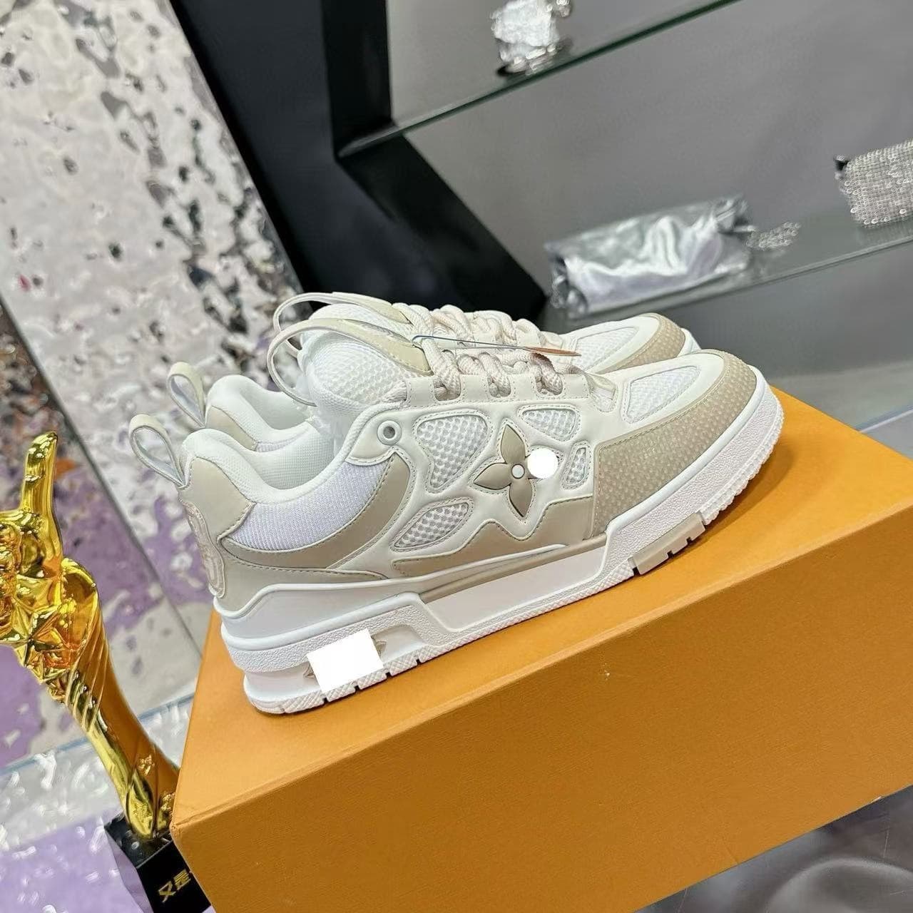 Unisex Bread Shoe Inner Height Thick Sole Dad Sneakers Fashion Versatile Sports Shoes Couple Style Skate Shoes Heightening Shoes