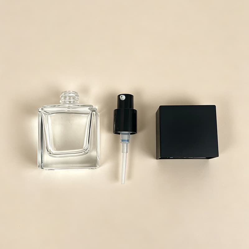 Square Foundation Bottle 30ml Clear Glass Serum Bottle Cosmetic Refill Packaging Factory Direct 105