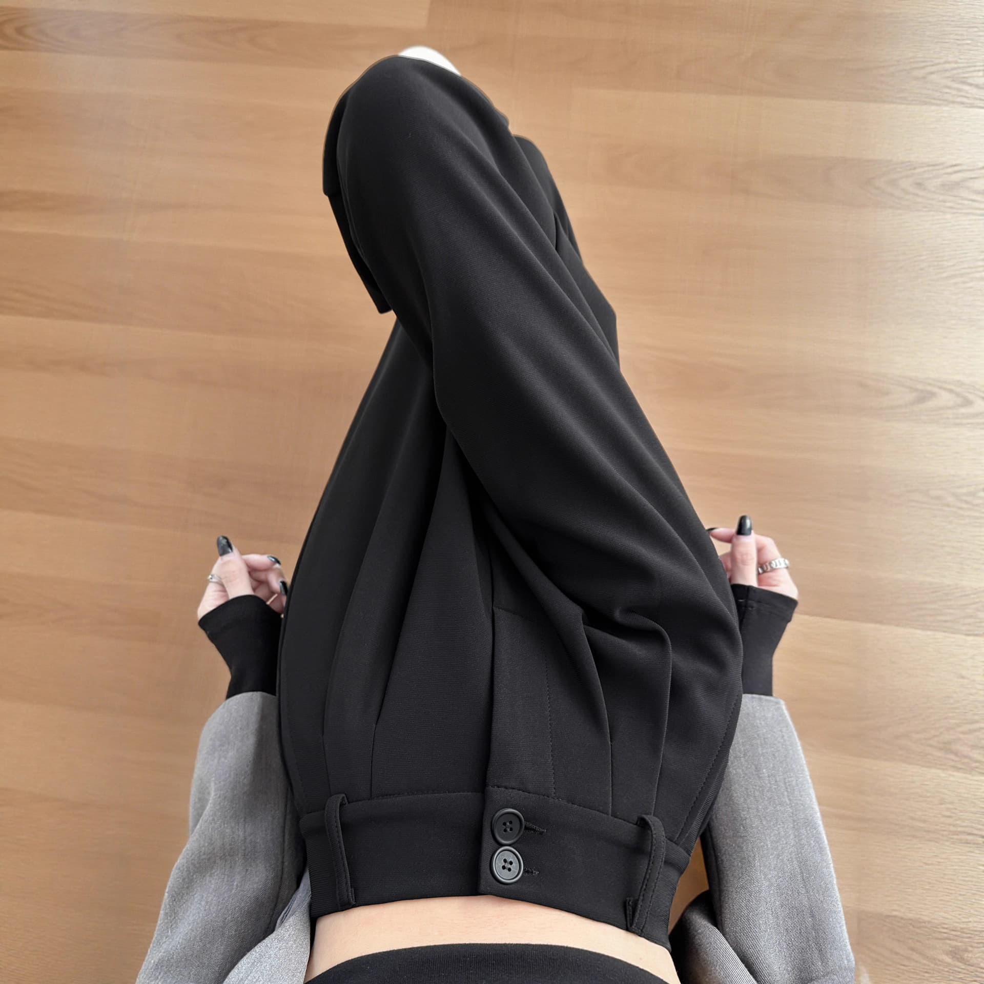 High-end suit pants for women spring and autumn 2026 loose straight casual slim black high waist straight drape wide leg pants