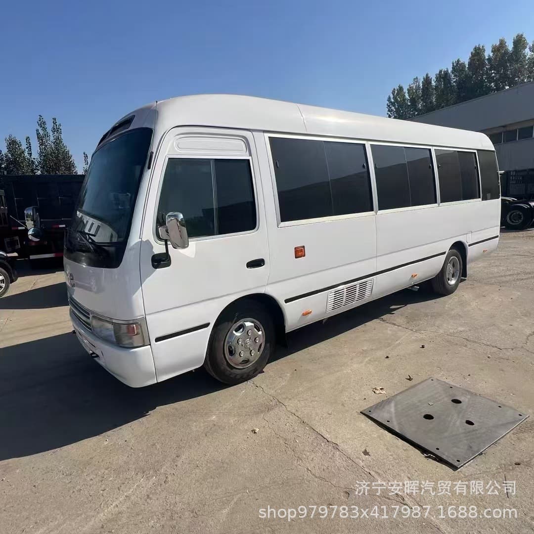 Cross-border supply of used Yutong 60-seat luxury coach, city bus, passenger bus, long-distance tourist bus