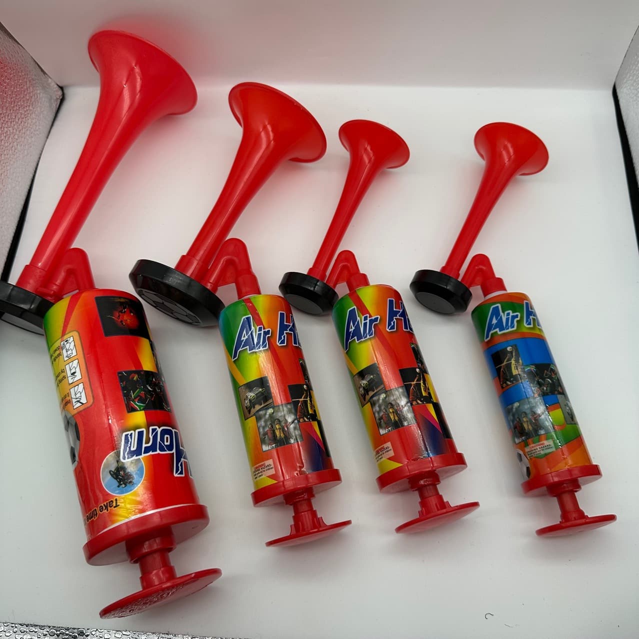 Cheering Props Hand-Push Air Pump Horn, Large World Cup Football Match Cheering Props, Plastic Toy Manufacturer
