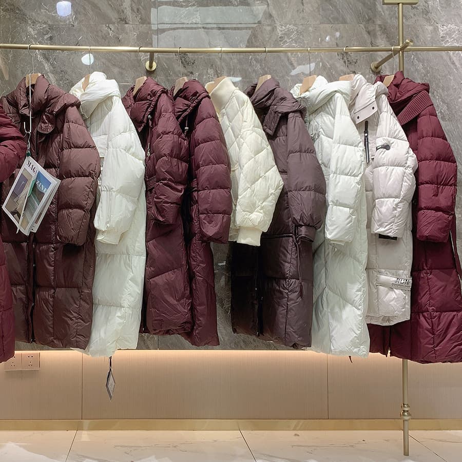 Brand Down Jacket Overstock, Women's Clothing Wholesale, Counter Withdrawal, Overstock Clearance, Thirteen Hongs Clothing, Physical Store Sourcing, Live Stream Source