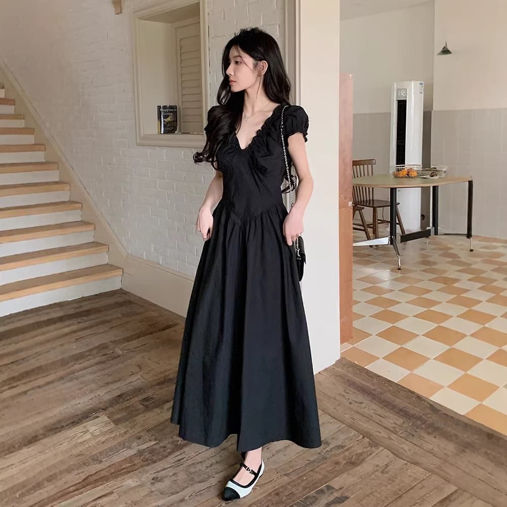 2026 Summer New French Long Dress High-End Hepburn Style Little Black Dress Waist-Slimming Black Dress for Women Trendy