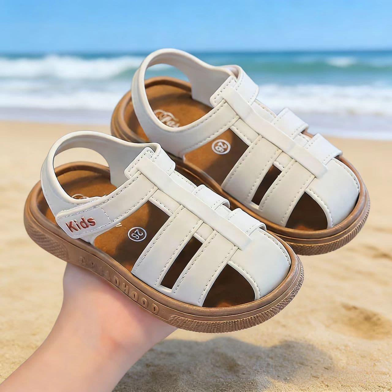 New Kids Sandals Girls Fashion Versatile Beach Sandals School Outdoor Hook-and-Loop Sandals for Children