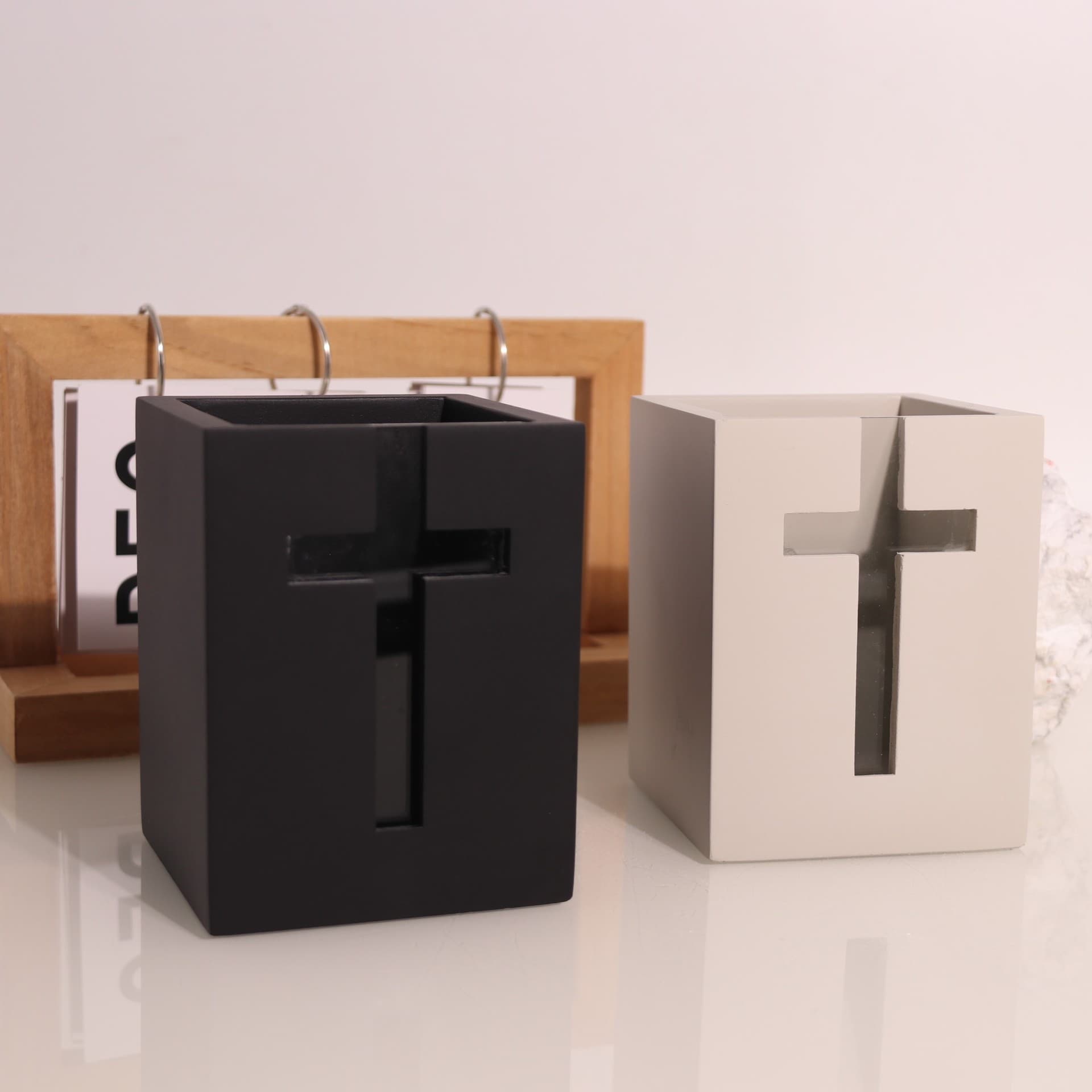 Hollow Cross Cement Aromatherapy Candle Cup Religious Candle Container Home Altar Decorative Ornament