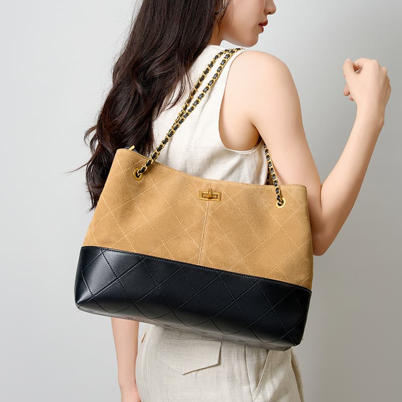 Chanel-Style Chain Handbag for Commuting, High-End Shoulder Bag, Large Capacity Suede New Model Women's Crossbody Genuine Leather Bucket Bag