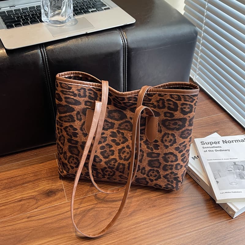 New Cross-Border Leopard Print Tote Bag High-Aesthetic Large-Capacity Women's Bag 2025 Retro Shoulder Bag Handbag Commuter Bag