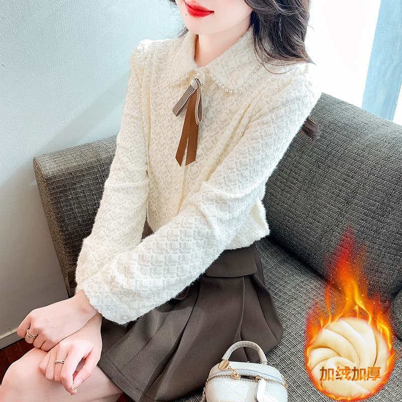 New winter women's bow-tie blouse, trendy and stylish, French-style fleece-lined and thickened lace base layer.