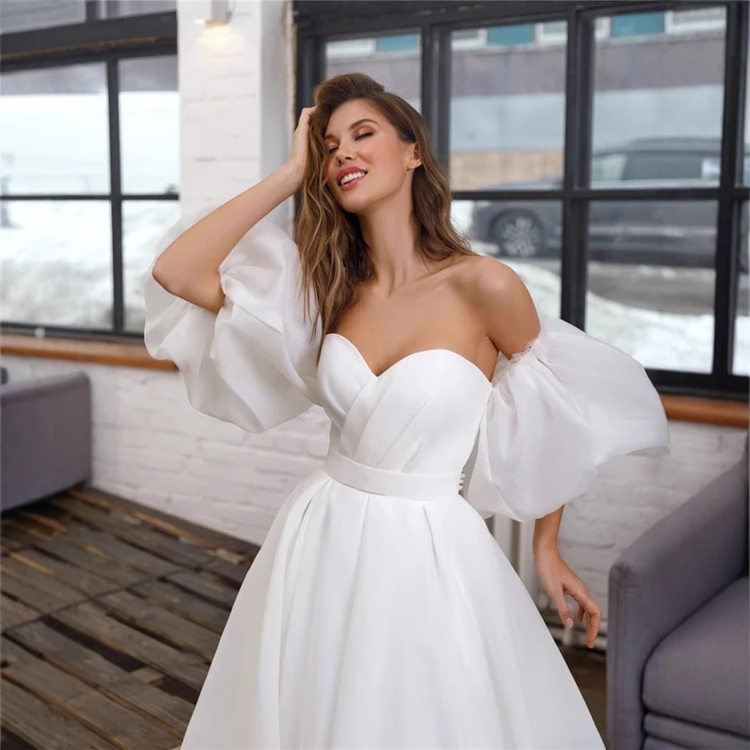 AliExpress Foreign Trade Strapless Tulle Dress 2026 New Bubble Sleeve French Hepburn Style Wedding Guest Light Wedding Dress