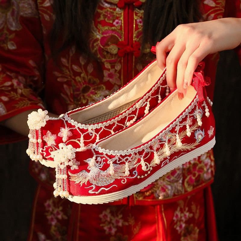 New-style Xiuhe Wedding Shoes with Tassels, Ancient-style Embroidered Shoes, Hanfu Wedding Shoes, Chinese-style Red Bride Shoes