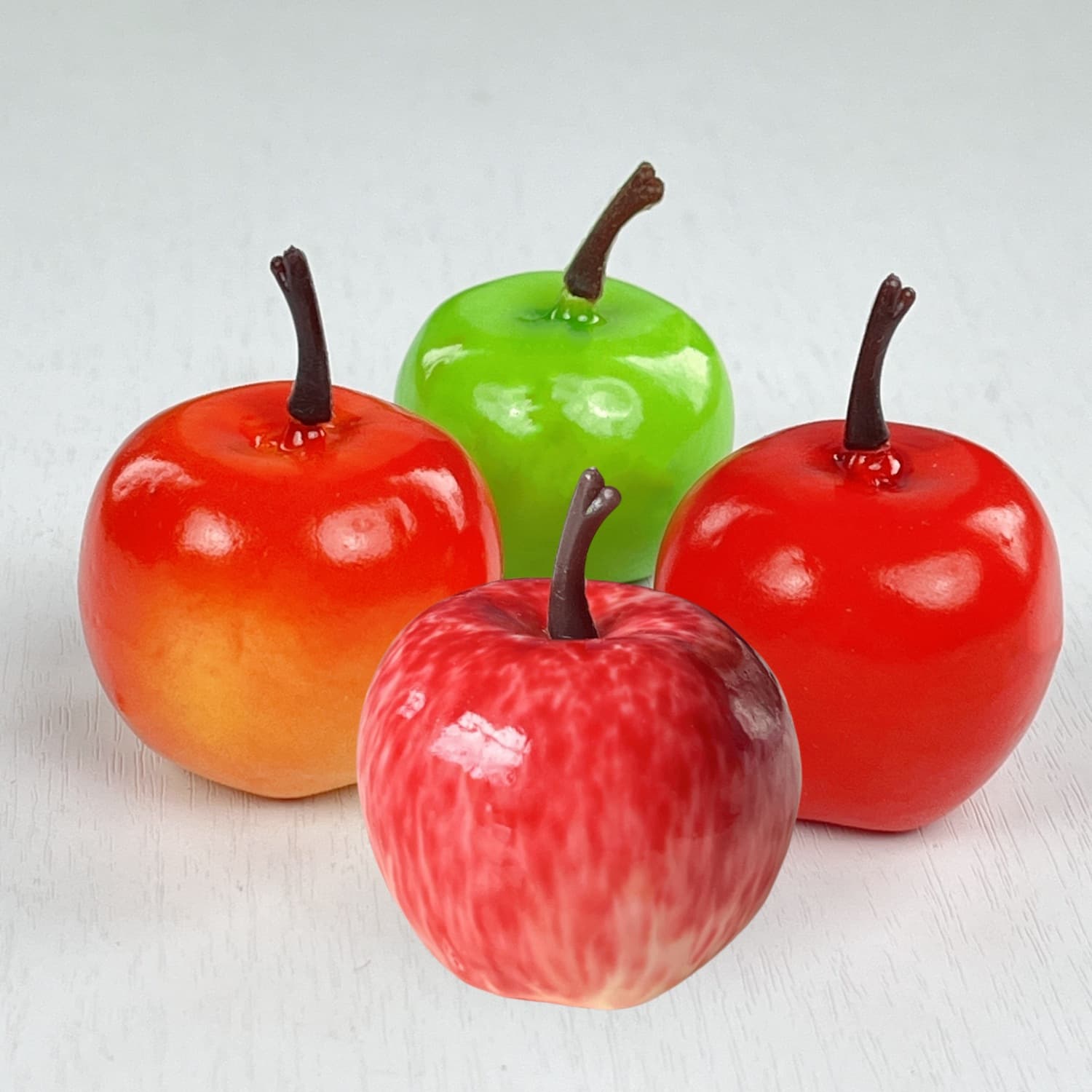 Source factory simulated small apples, foam mini fruit fake fruit models for home decoration and photography props