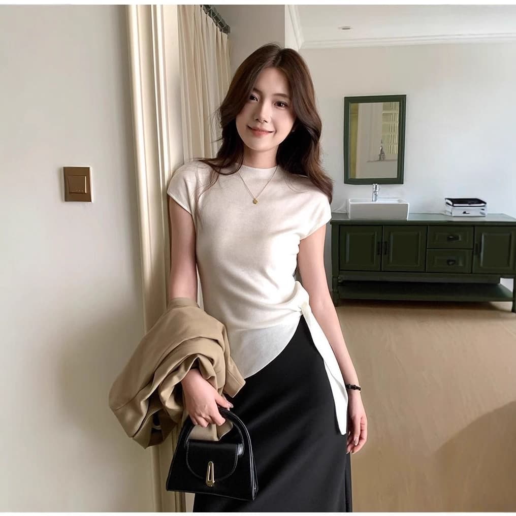 Unique and stylish irregular waist-cinching slit ice silk T-shirt for women, summer pure and trendy semi-high neck knit top