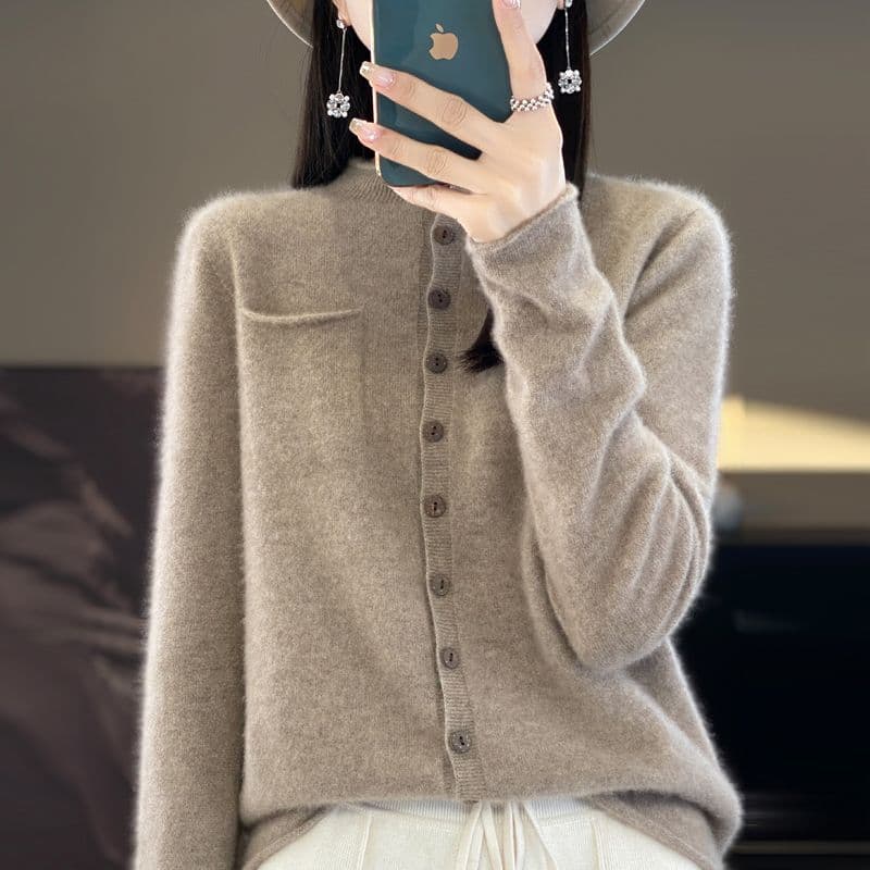 New arrivals from top-tier ready-to-wear women's pure wool knit cardigan, round neck, loose-fitting coat, top, outerwear