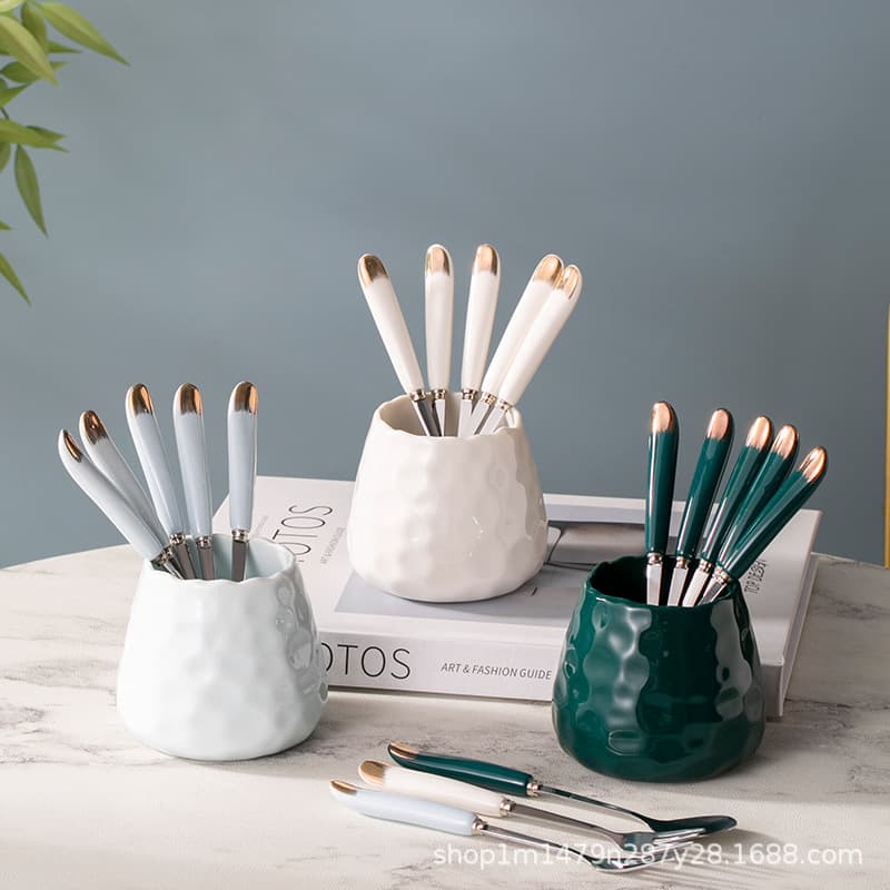 Vintage Light Luxury Creative Stainless Steel Fruit Fork Set with Storage Jar for Restaurant Home Use Kids Safe Dessert Forks and Spoons