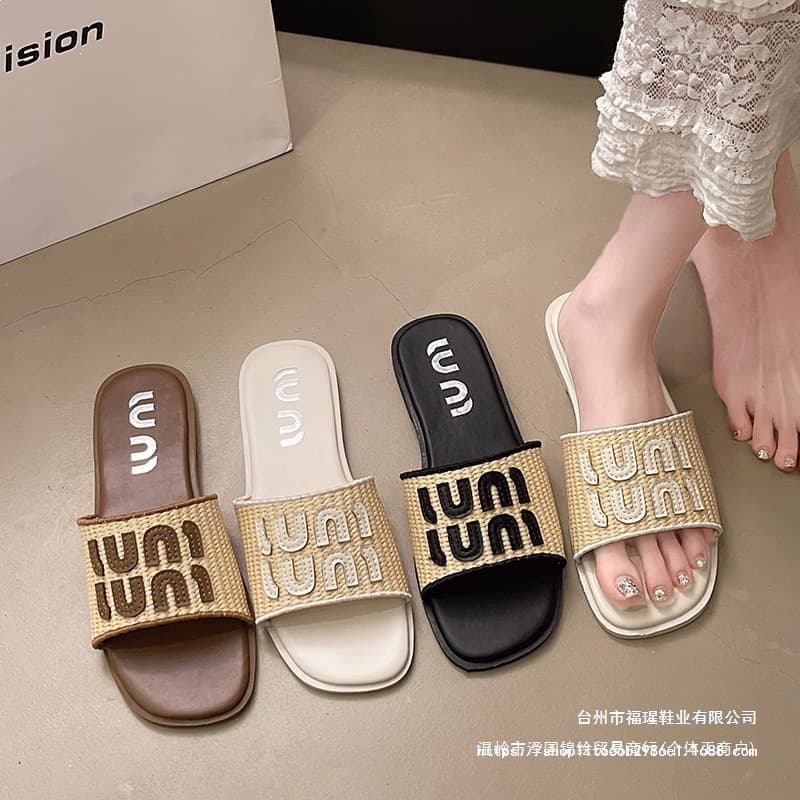 Large Size Flat One-Strap Sandals for Women 2025 Summer Outdoor Fashion Korean Retro Woven Open-Toe Slippers Black