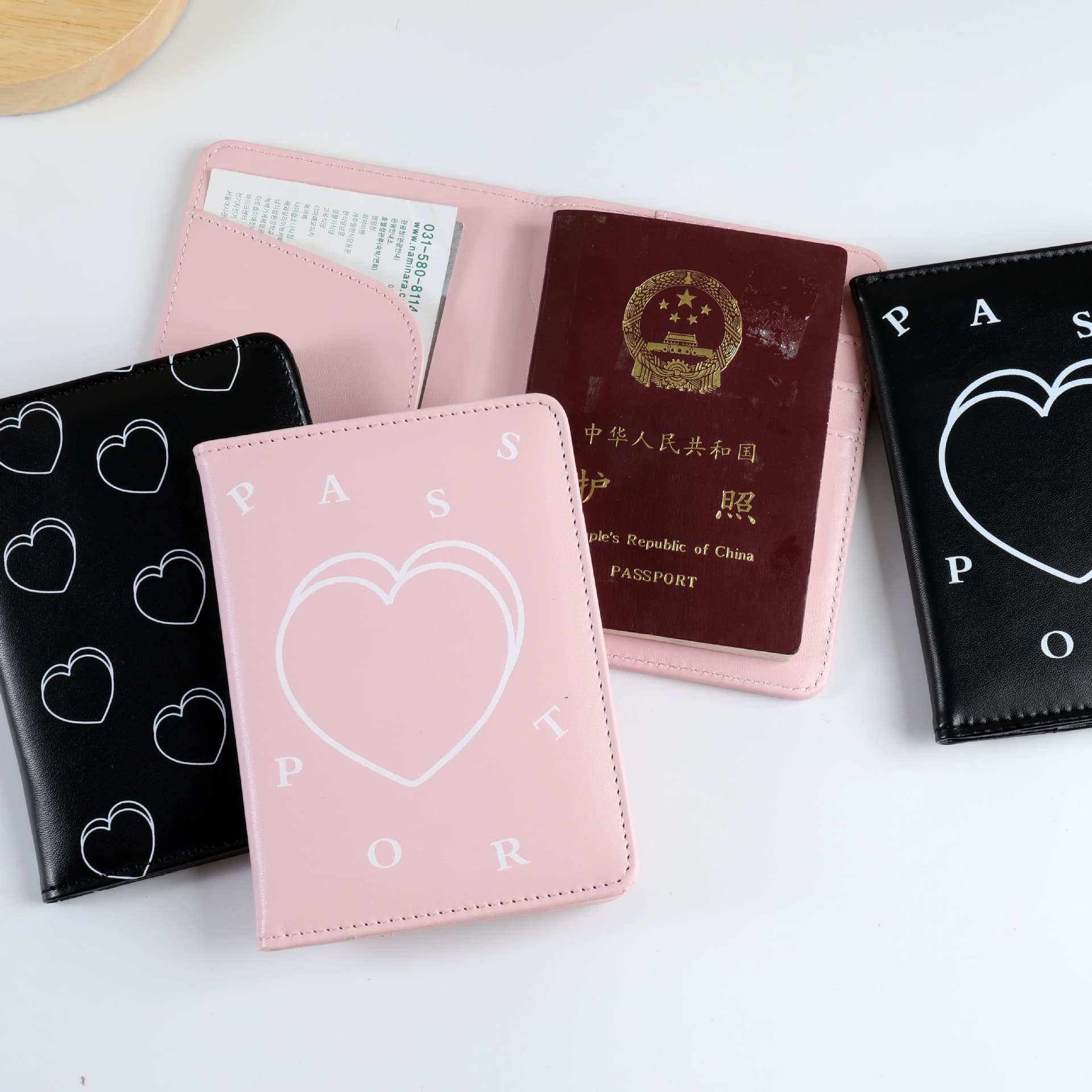 Wholesale supply of heart-shaped short passport holder wallet, Passport cover, document pouch, passport booklet
