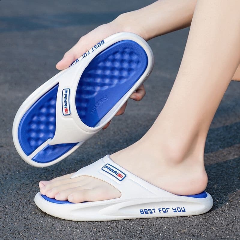 Men's Flip Flops, Cool and Stylish Outdoor Beach Sandals, Thick Sole Toe Separator, Trendy New Anti-Slip Casual Slippers for Men