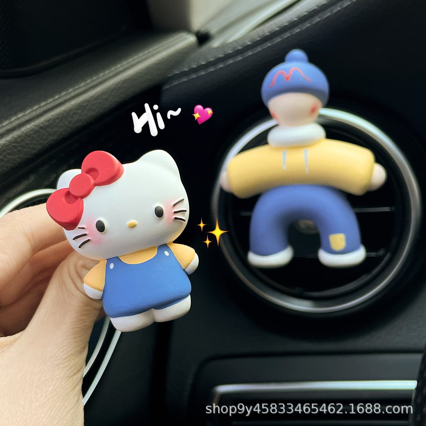 Trendy New Creative Car Aromatherapy KT Cat Perfume Car Air Vent Decor Interior Ornament for Women