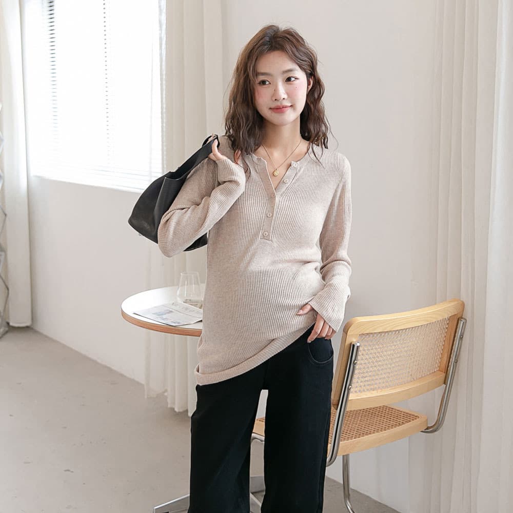 Autumn New Maternity Wear, Internet-Fashionable Stretchy Slimming Round Neck Half-Button Knit Top for Trendy Moms