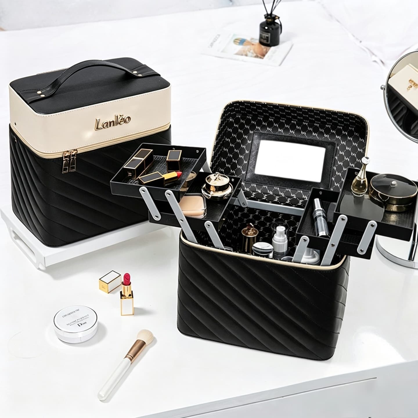 2026 Hot-Selling Large-Capacity Makeup Case Portable Handheld Case Minimalist Desktop Organizer Multi-Functional Tiered Storage Box Wholesale