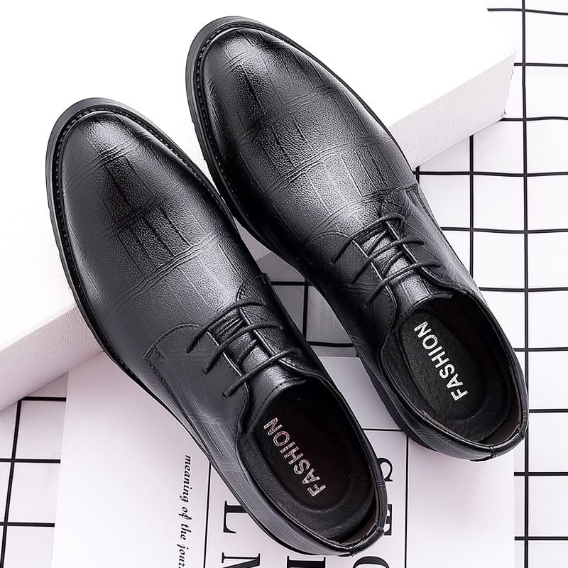 Men Business Casual Leather Shoes Soft Sole Slip-ons Trendy Shoe Pressure Flower Meeting Car Shoes Low Heels Pu Material