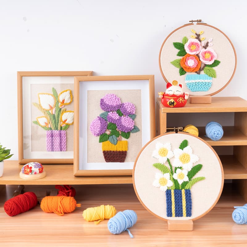 DIY Embroidery Kit with Wool Yarn for 3D Floral Hand-held Bouquet, Beginner Wedding Gift Handmade Fabric Craft