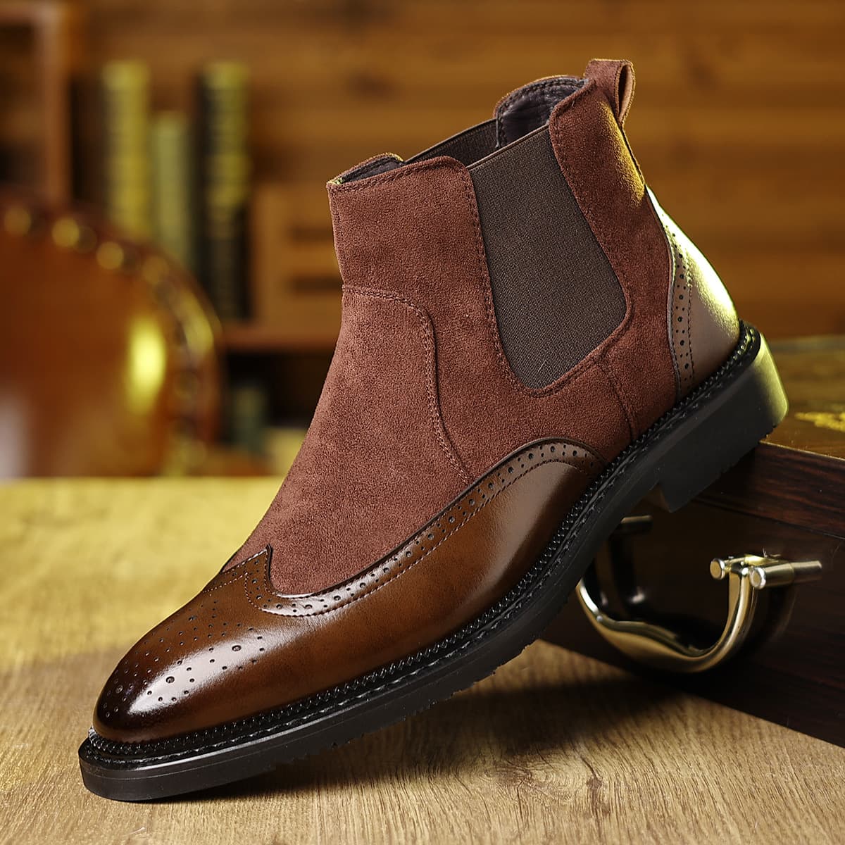 Cross-Border Men's Pointed Toe Martin Boots New Fashion Vintage British Style Leather Boots Business Casual Versatile Chelsea Boots