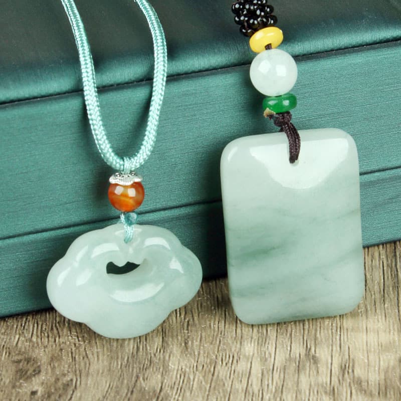 Xinjiang Tianshan jade pendant with cord, floating flower pattern, Tianshan jade "no worries" plaque, auspicious cloud and ruyi pendant, small Tianshan jade item.
