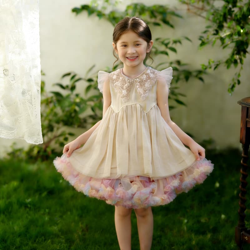 2026 New Girls Dress Summer Gradient Color Children's Mesh Princess Petal Collar Long Skirt
