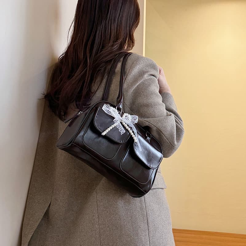 Premium Niche Textured Glossy Bag 2026 Fall Winter Fashion Tote Bag Vintage Versatile Shoulder Handbag for Women