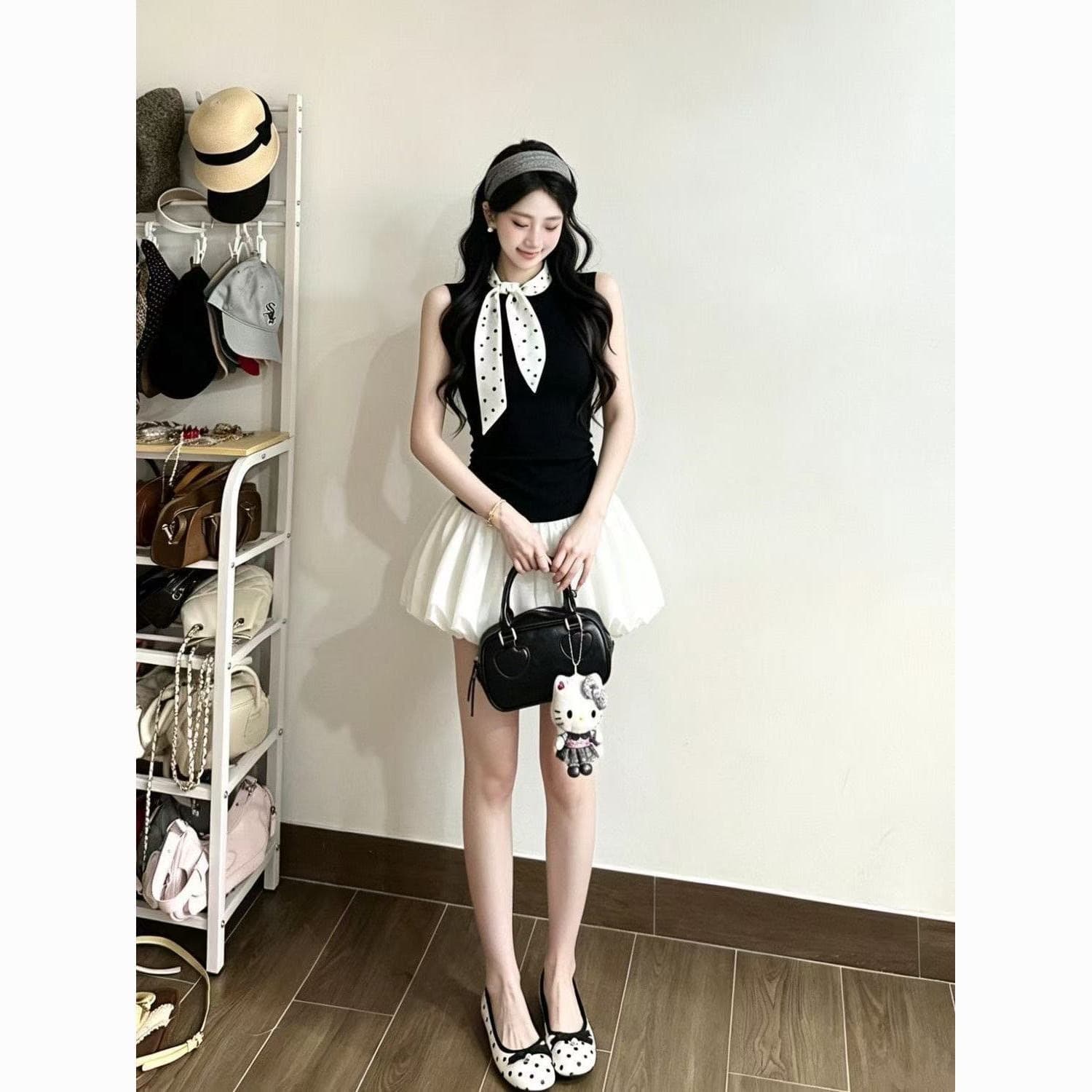 Early Summer Korean-Style Stunning Little Set: White Bud Skirt, Puffy Skirt for Women, Off-Shoulder Top, Complete Set