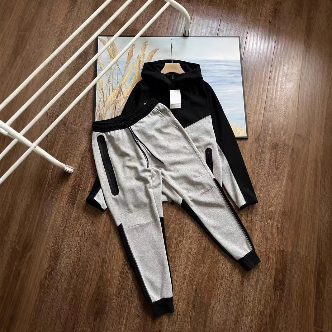 Sports and Leisure Suit Spring/Fall New Hooded Jacket with Bonded Seams and Jogger Pants