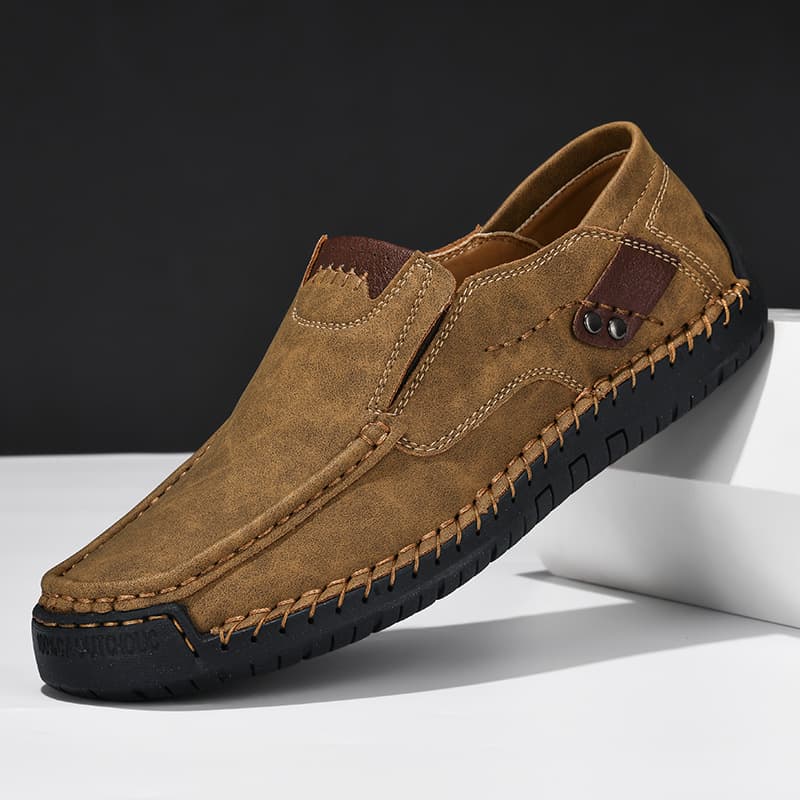 Semi-handmade Stitched Men's Outdoor Casual Shoes Slip-on Flat Leather Loafers Low-top Large Size