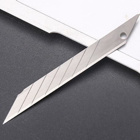 30° 9mm Small Utility Knife Blades 0.4mm SK5 Carbon Steel Snap-off Blades Paper Cutting Blades