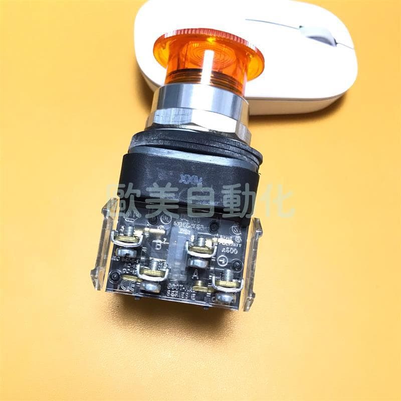 A089*AB Rockwell Allen-Bradley 800T-FXTQH24AA1 24V Emergency Stop Button